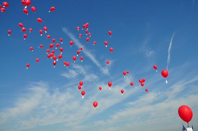 Vědecké pozadí nejlehčího plynu: Helium a vodík